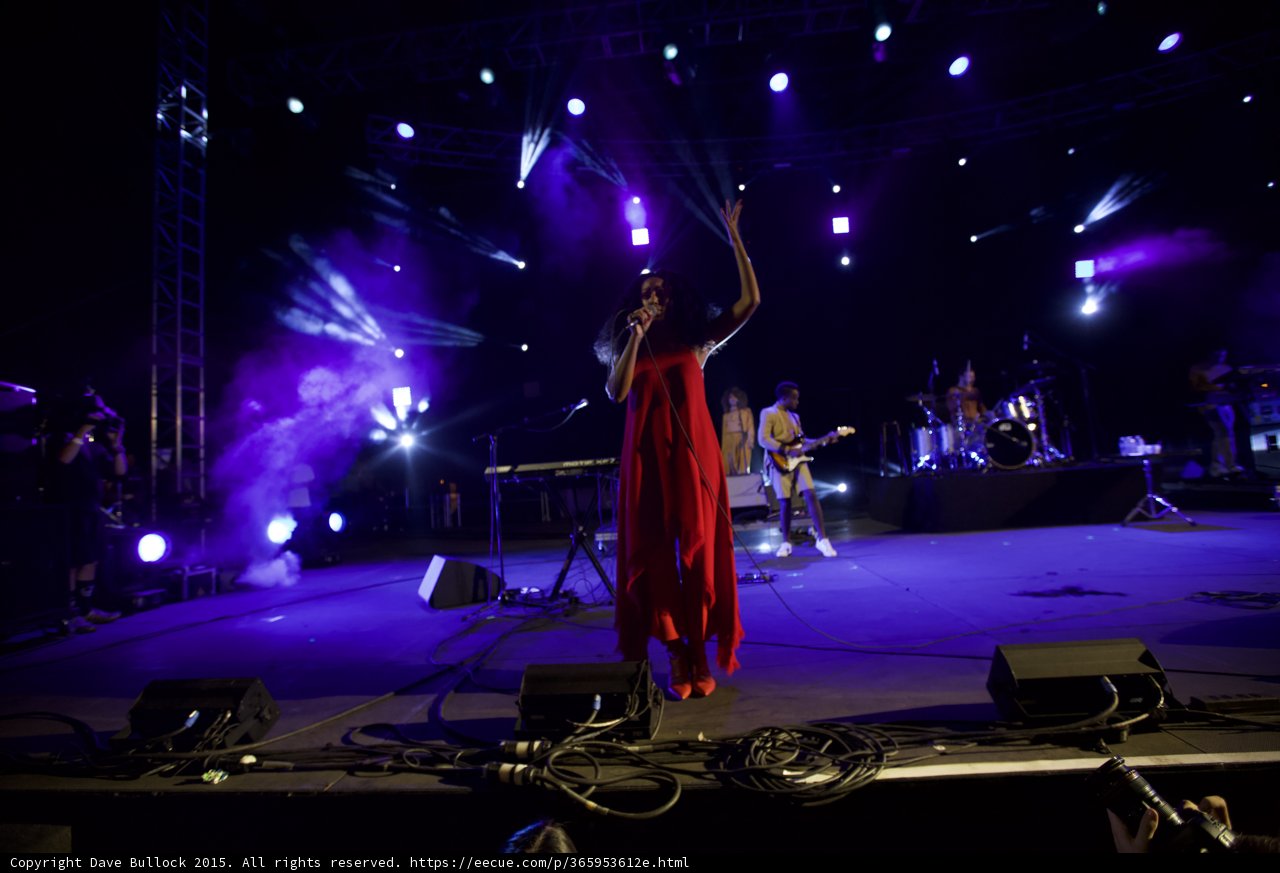 Solange Arm Raised Singing Red Dress Dynamic