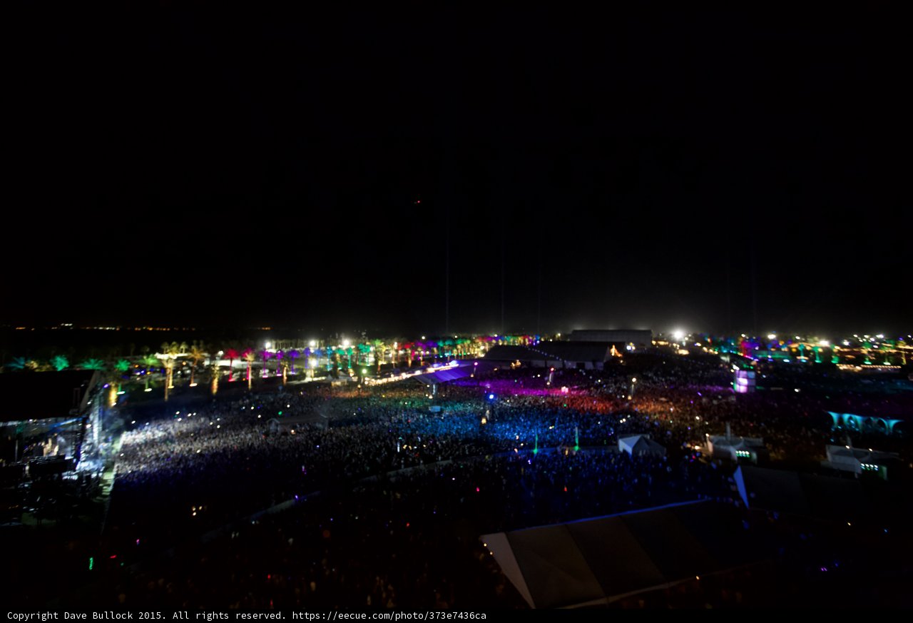 Metropolis Night Life
