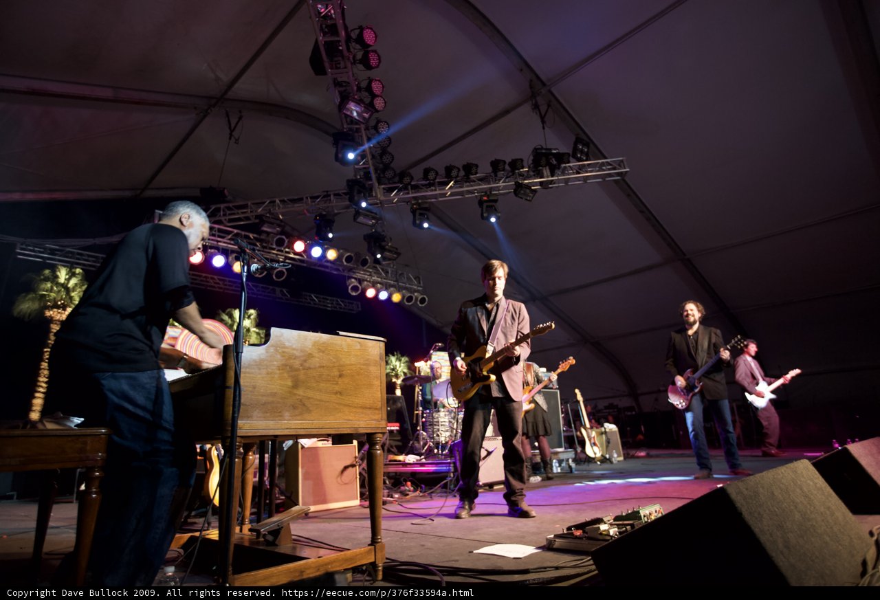 Energetic Performance at Coachella 2009