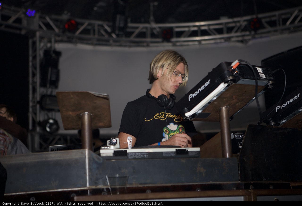 Total Science Rocks Funktion with a Crowd-Pleasing Performance