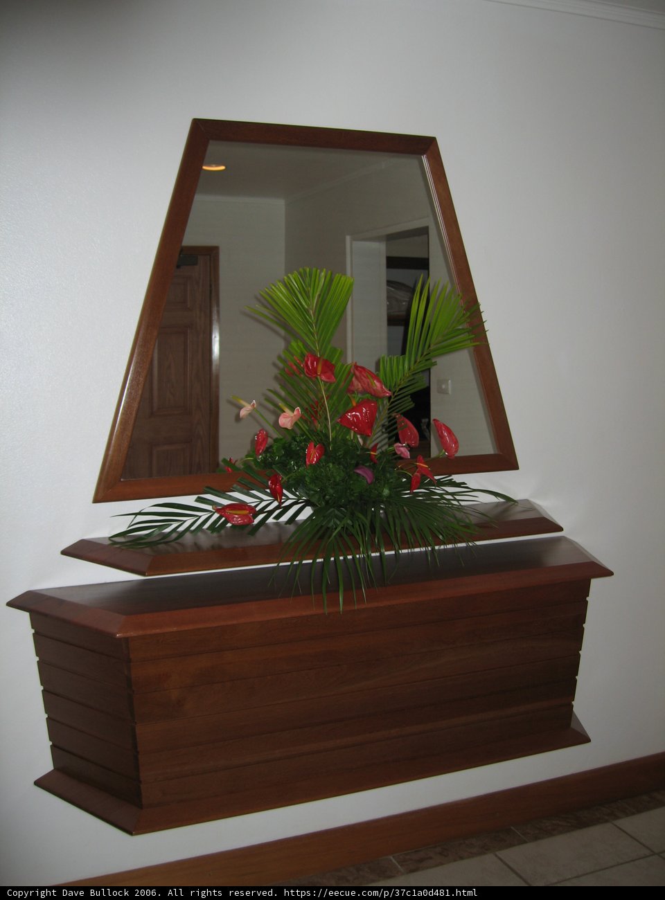 The Reflective Plant Arrangement