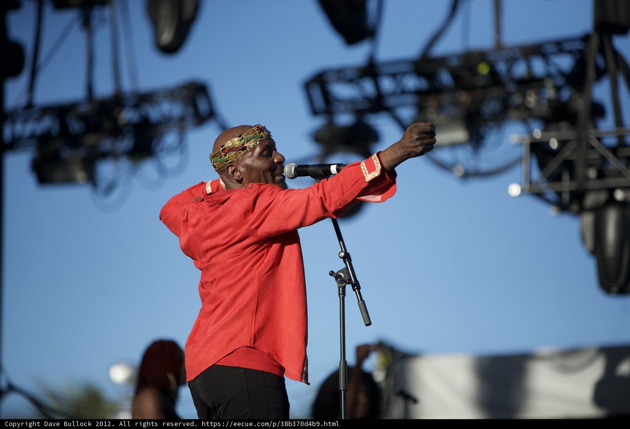 Jimmy Cliff Rocks the Mic at Coachella 2012