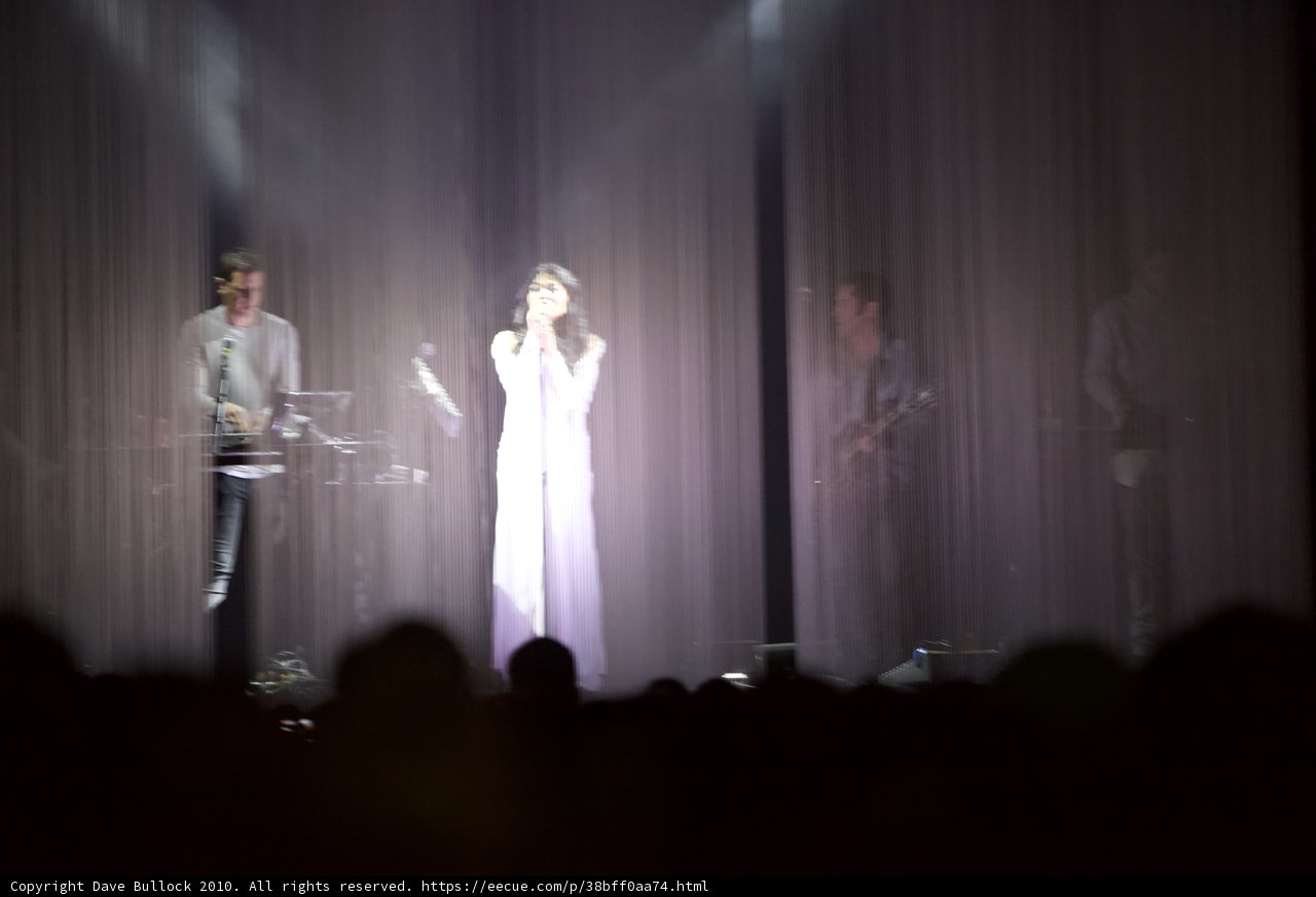 White Dress Diva