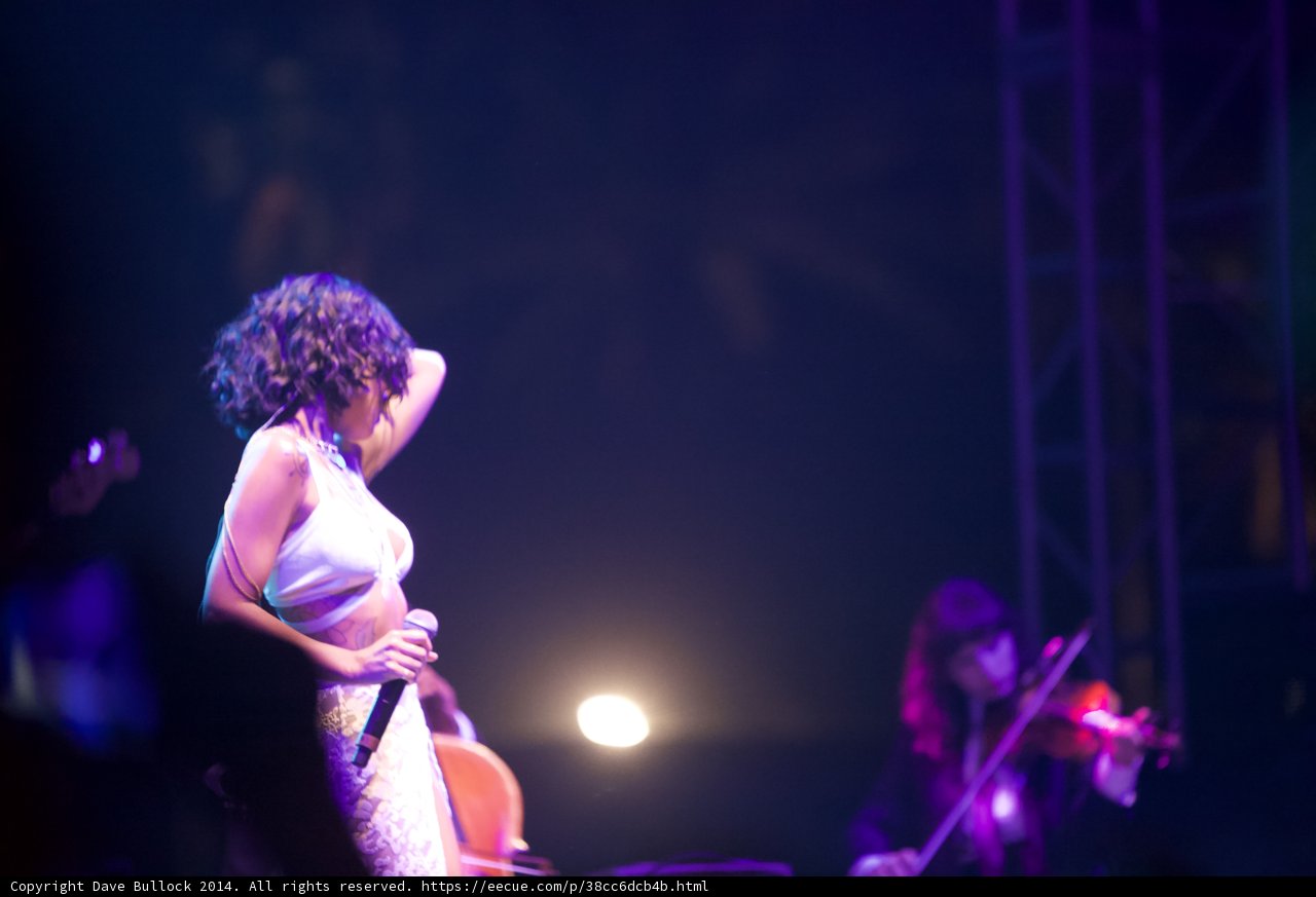 Whitney Houston Rocks Coachella Crowd at O2 Arena in London