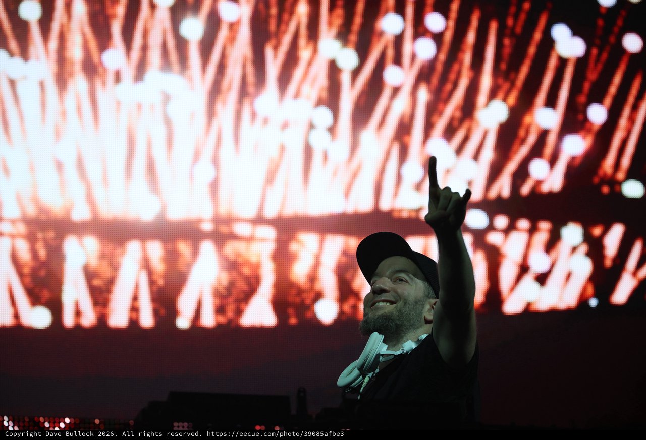 DJ Raises Hand to Crowd at Wobbleland Festival 2026