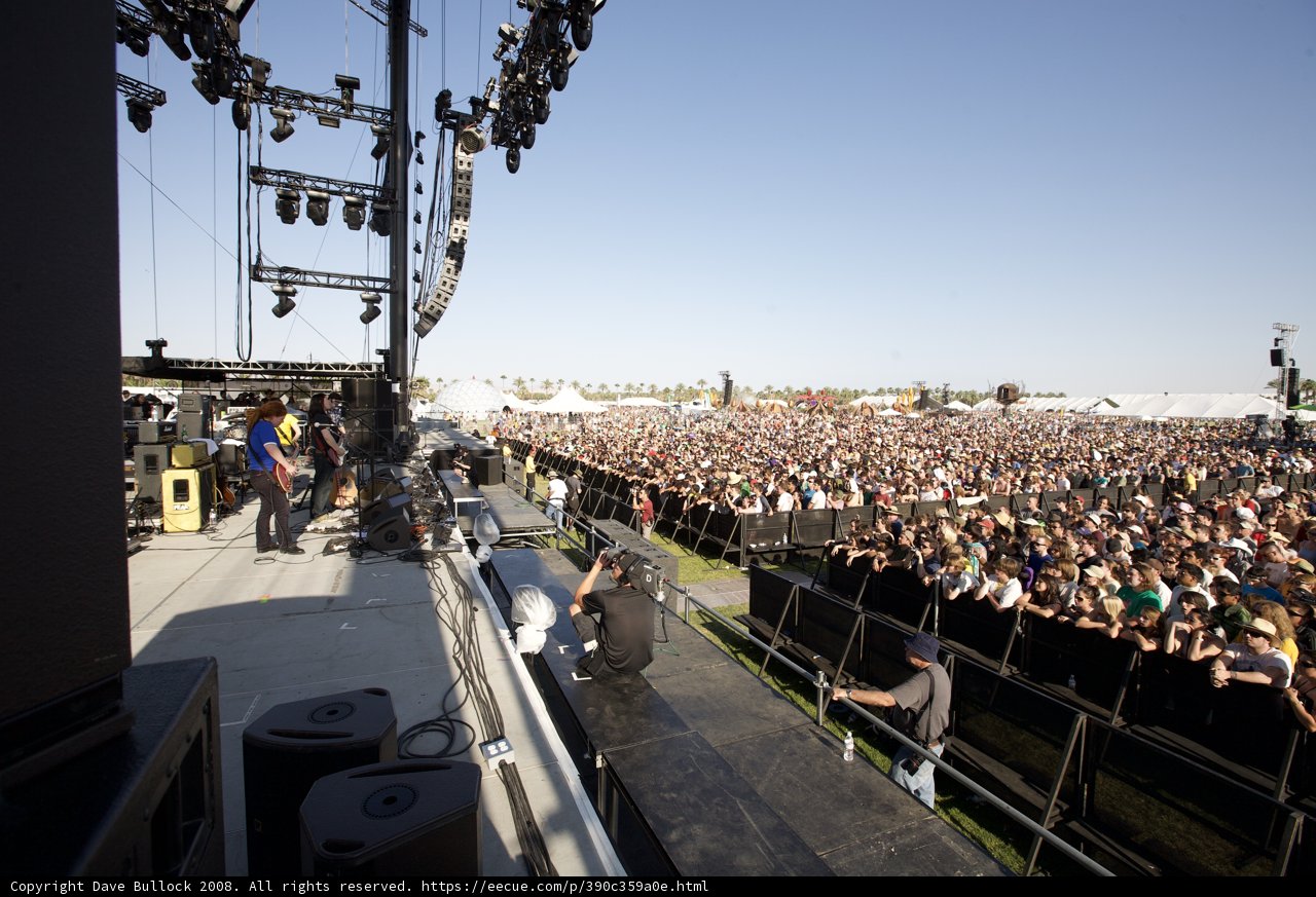 Coachella 2008: A Sea of Fans