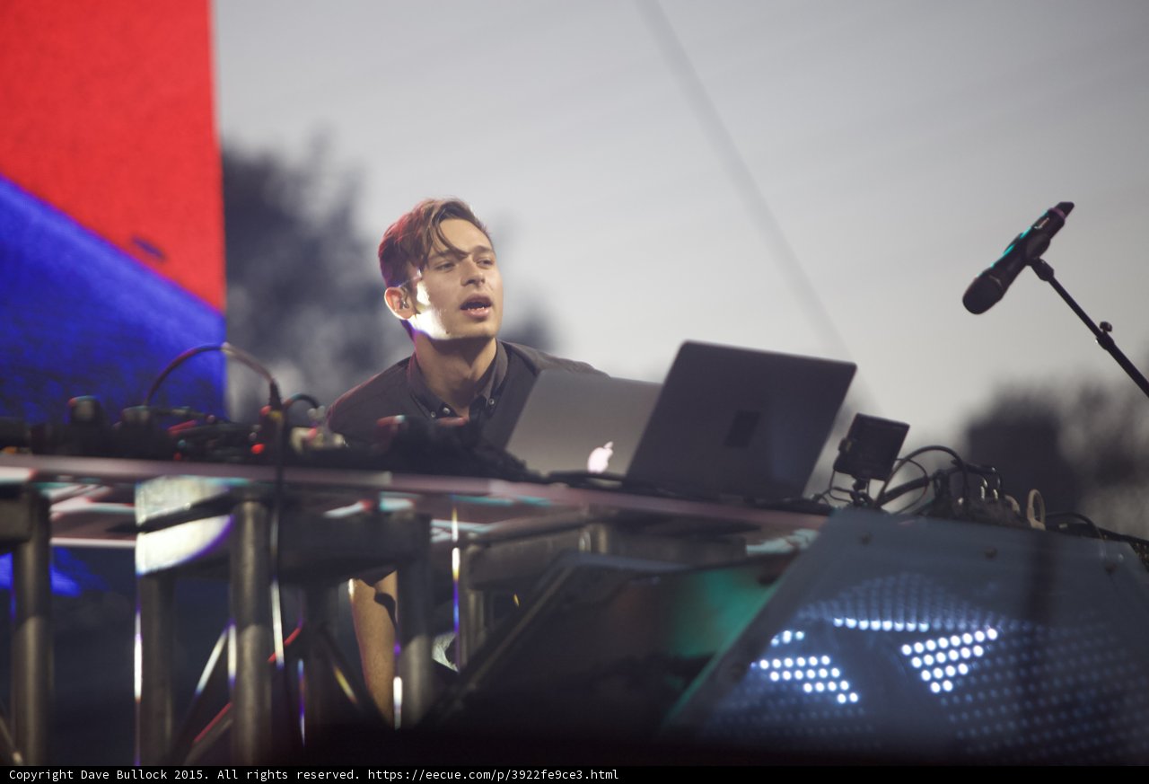 Flume Looking at Crowd Red Blue