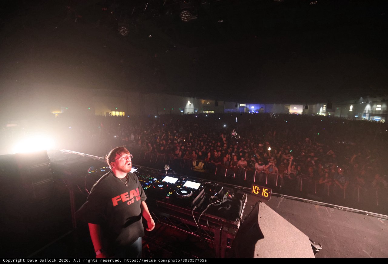 DJ Commands Massive Crowd at Wobbleland Festival 2026