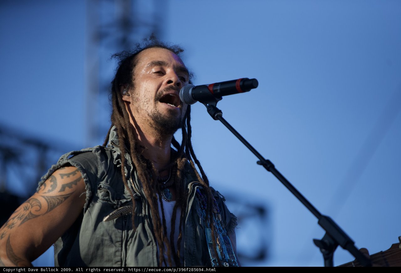 Michael Franti's Solo Performance