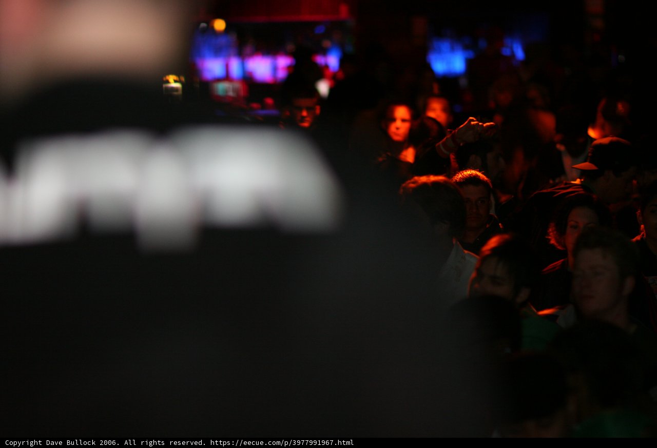 Pete G Rocks the Nightclub Crowd