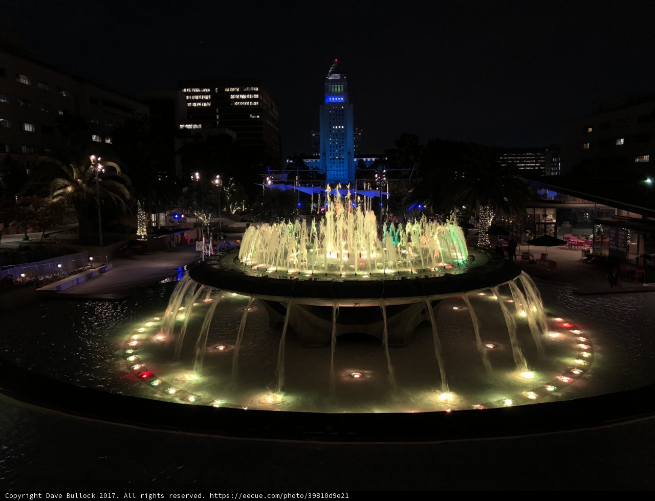 The Majestic Nighttime Fountain