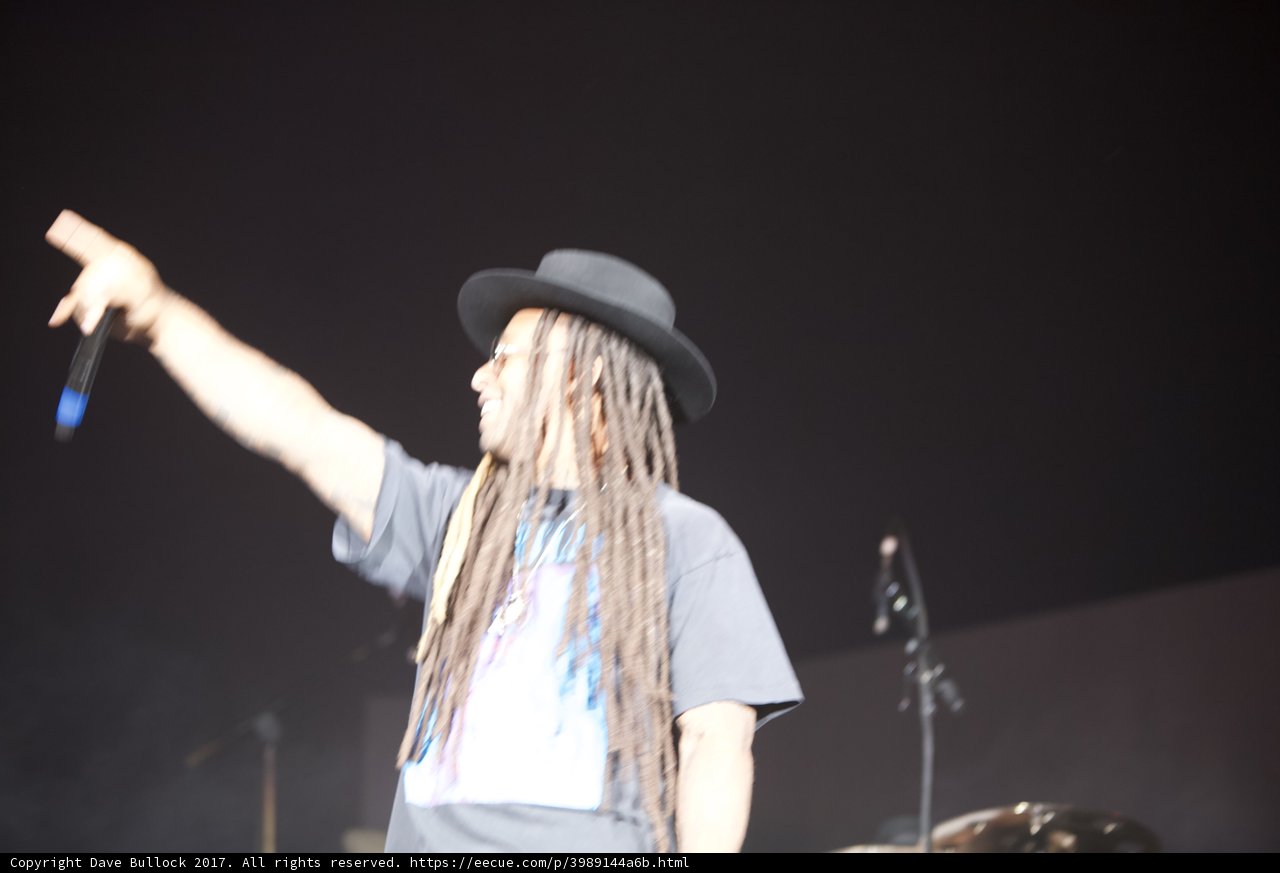 Dreadlocked Entertainer Takes the Stage