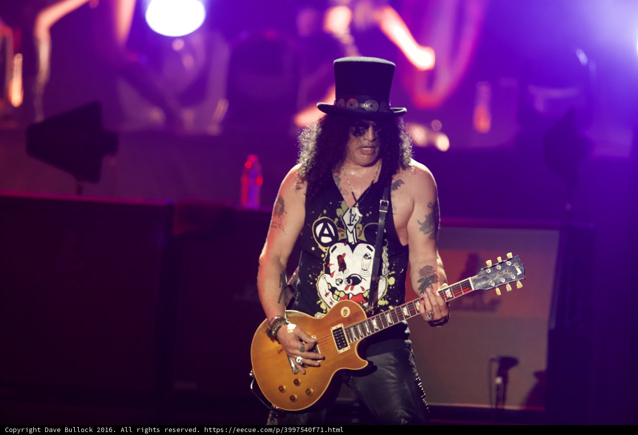 Slash Shreds the Stage at Guns N Roses Concert in Atlanta
