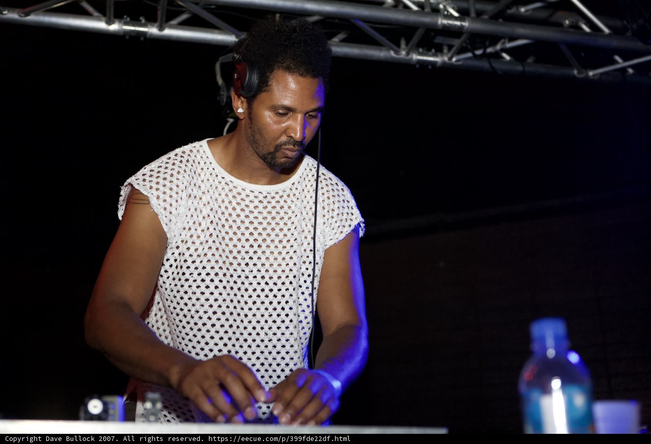 Groovy DJ in action