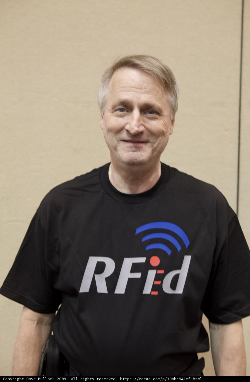 The Future of Clothing: RFID T-Shirt