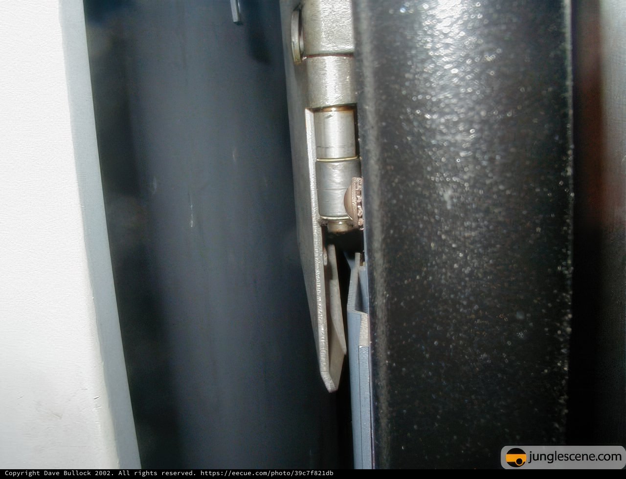Secure Entryway to Mystery Machine