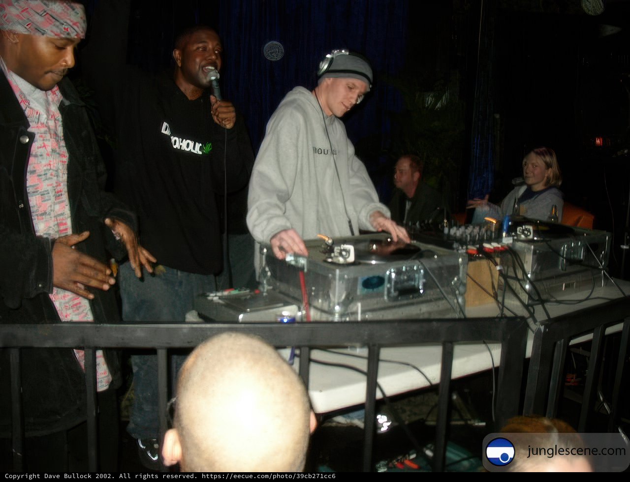 Party with the Deejay