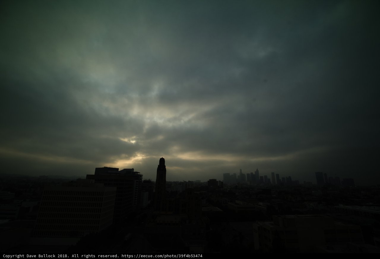 Illuminating the Metropolis