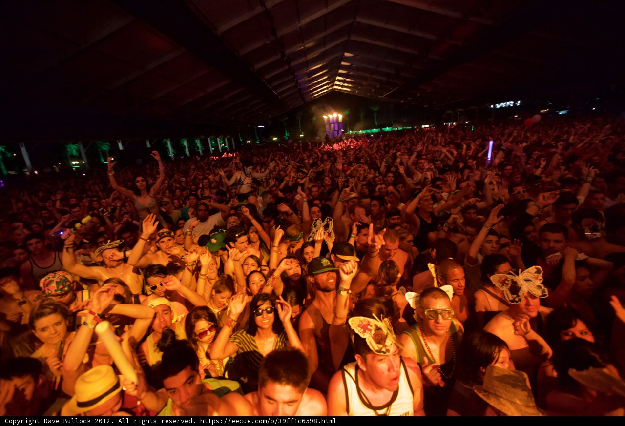 Coachella Night Life: The Ultimate Crowd Experience