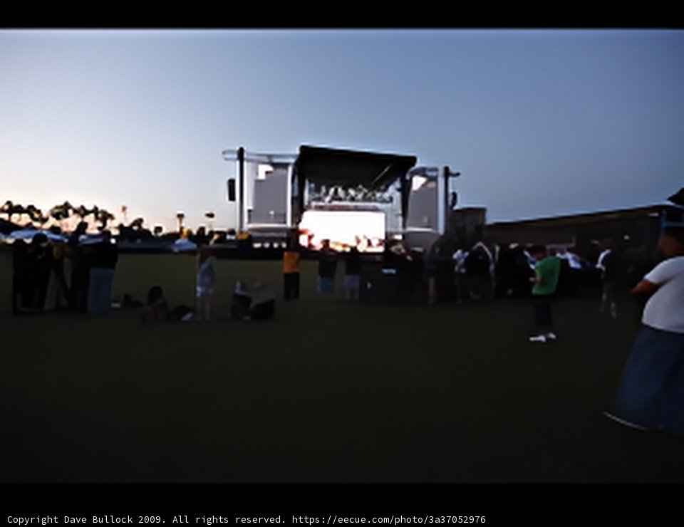 Coachella 2009 - A Dusk Performance