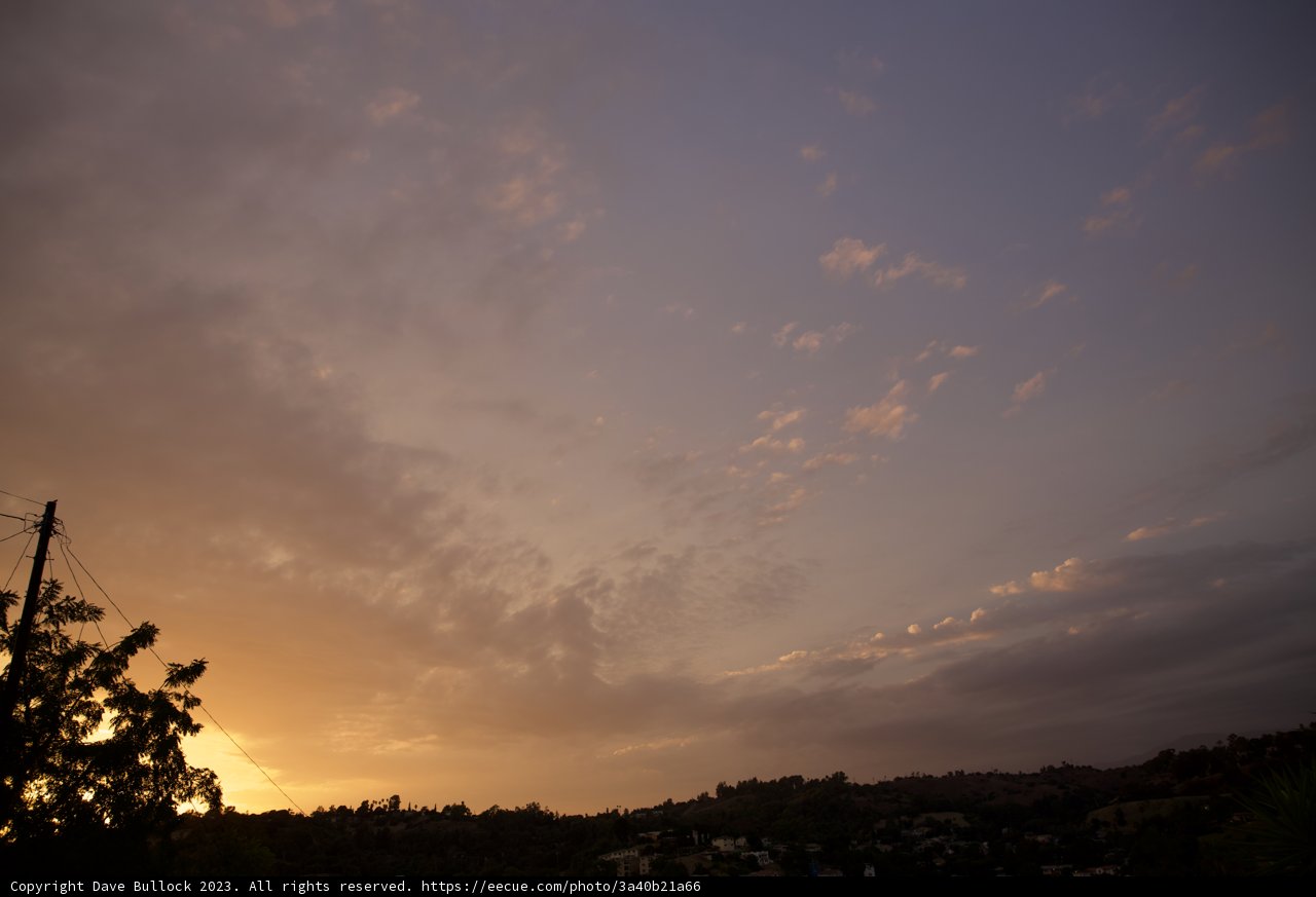 LA's Majestic Sunset Horizon