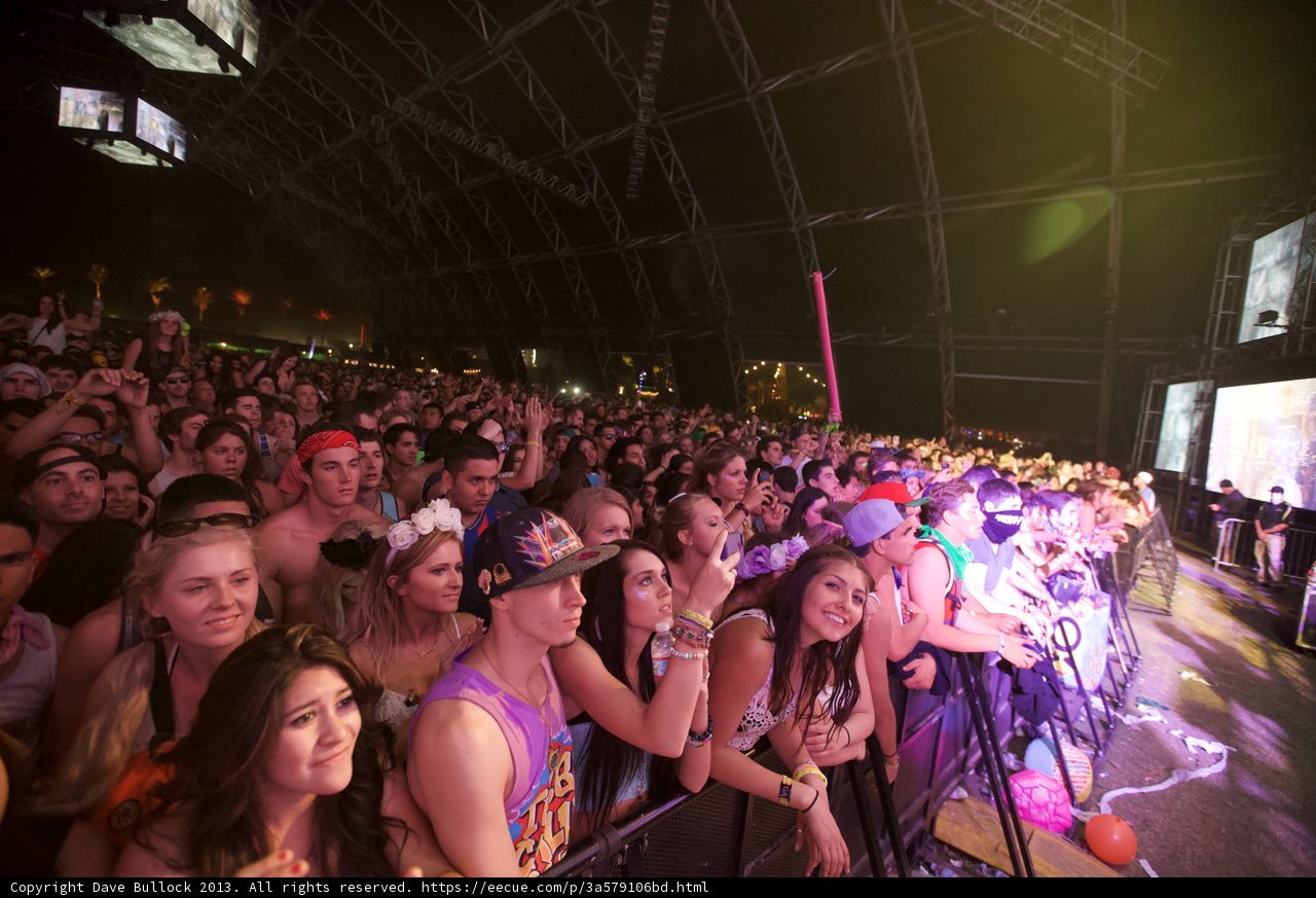Crowd's Enthusiasm Captured by a Sign