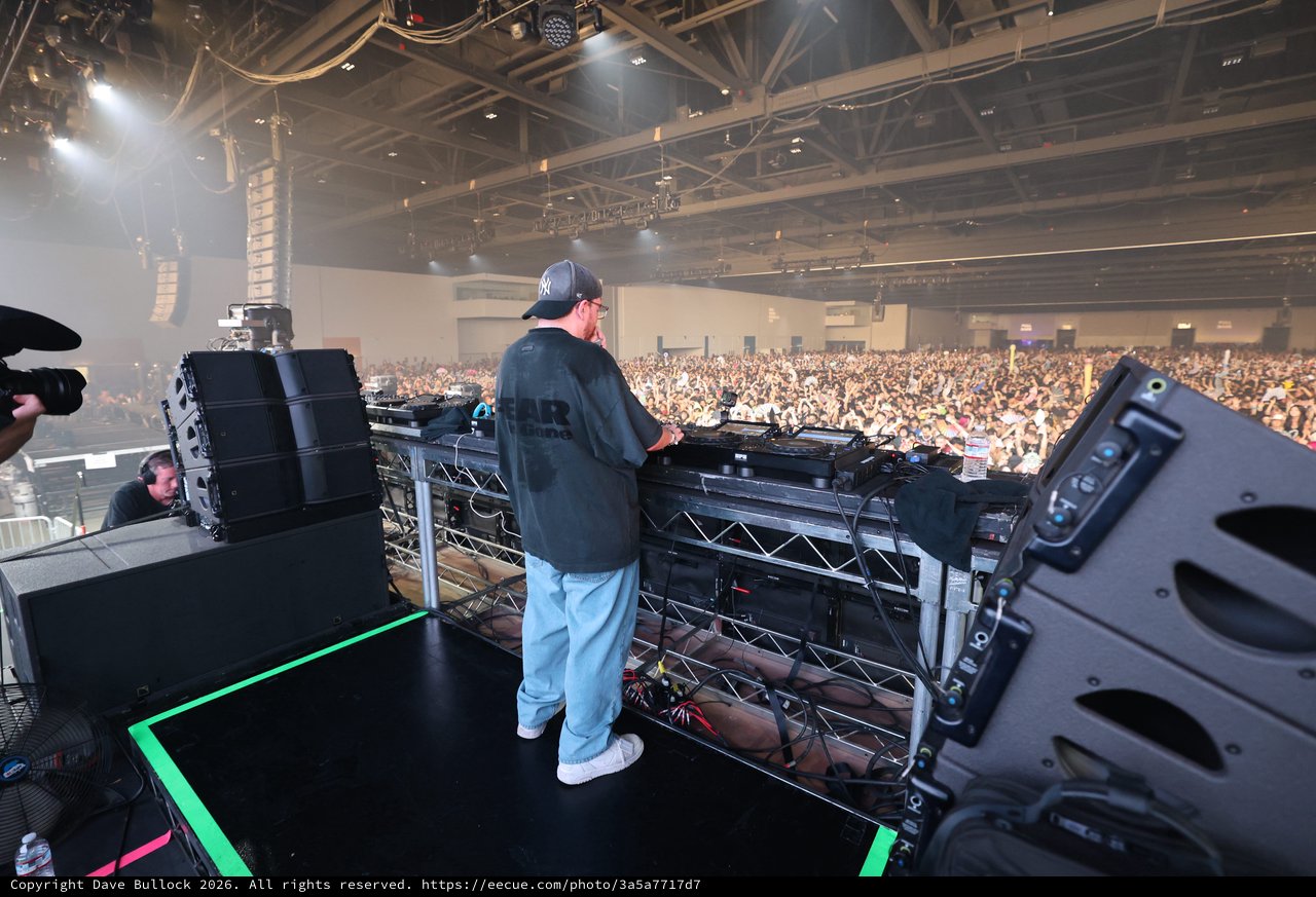 DJ Commands Massive Crowd at Wobbleland 2026