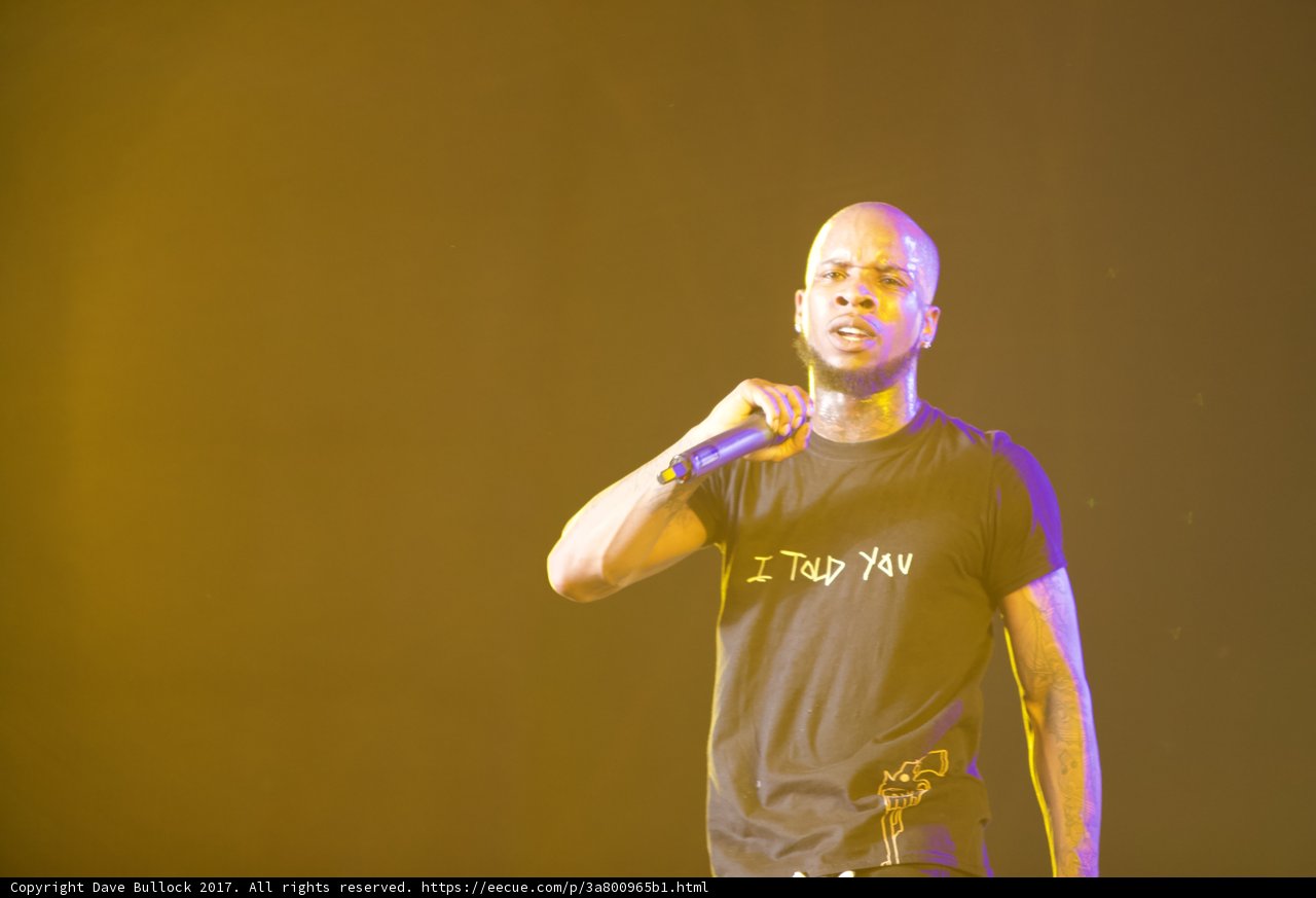 Tory Lanez Takes the Stage