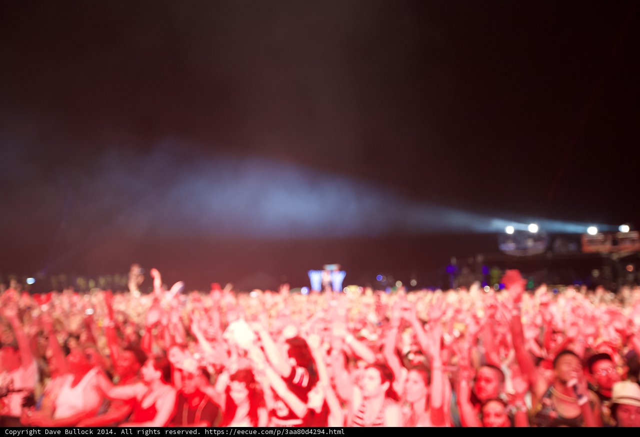 Rockin' with the Crowd