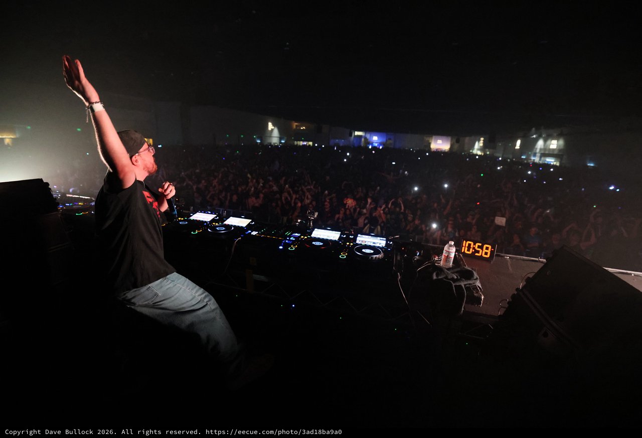 DJ Commands Massive Crowd at Wobbleland 2026