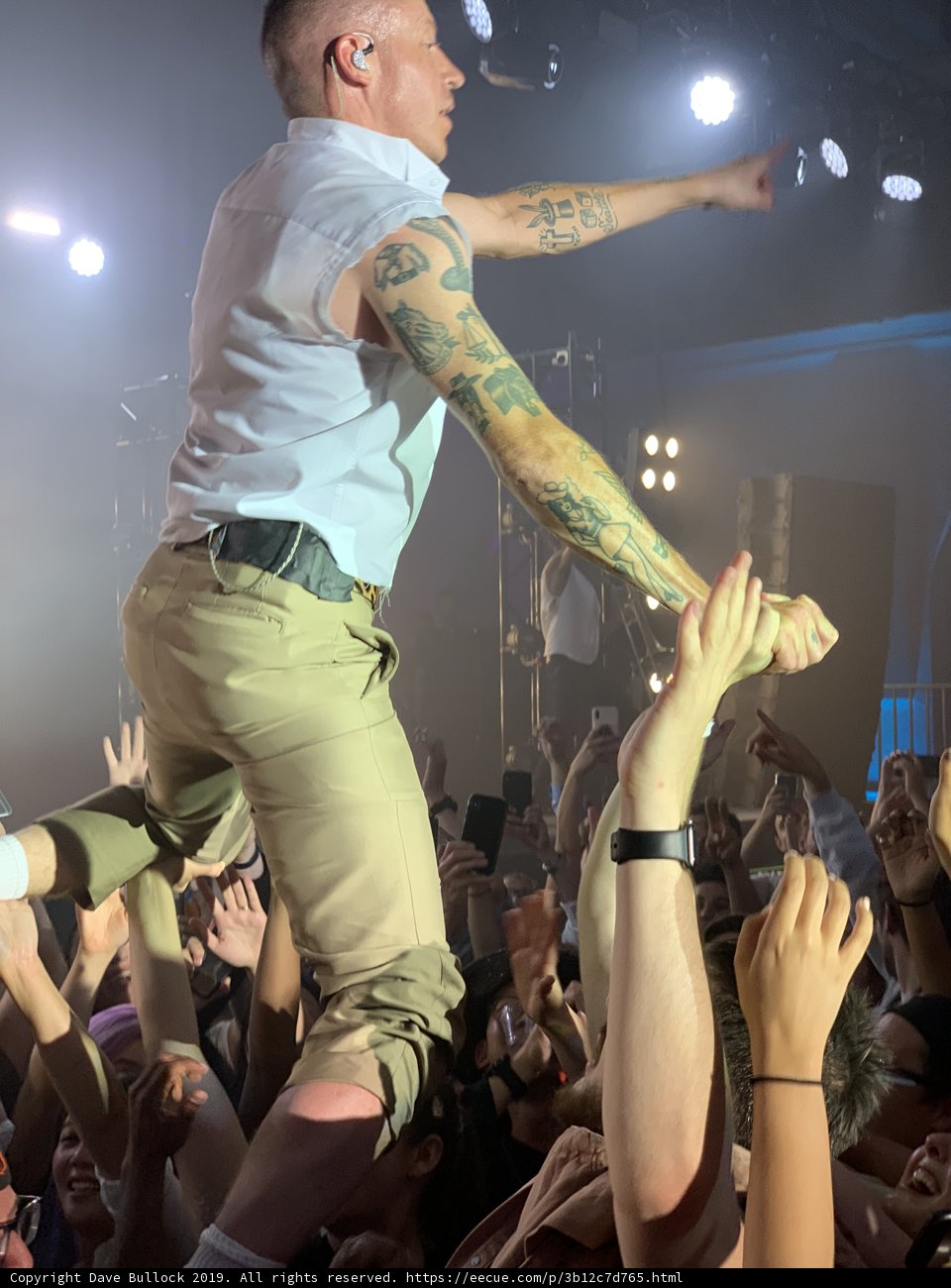 Tattooed Rock Star Takes the Stage