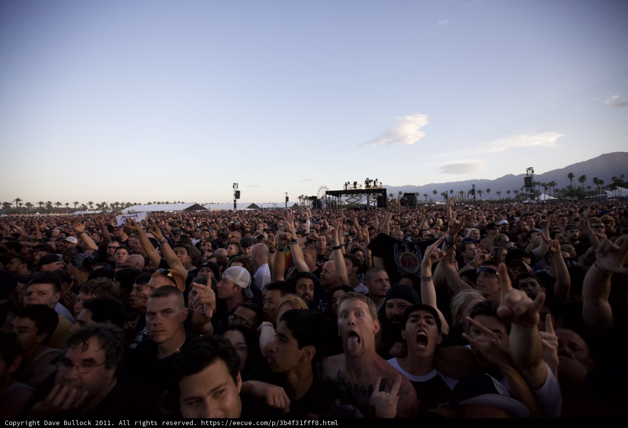 Big Four Festival Crowd Goes Wild