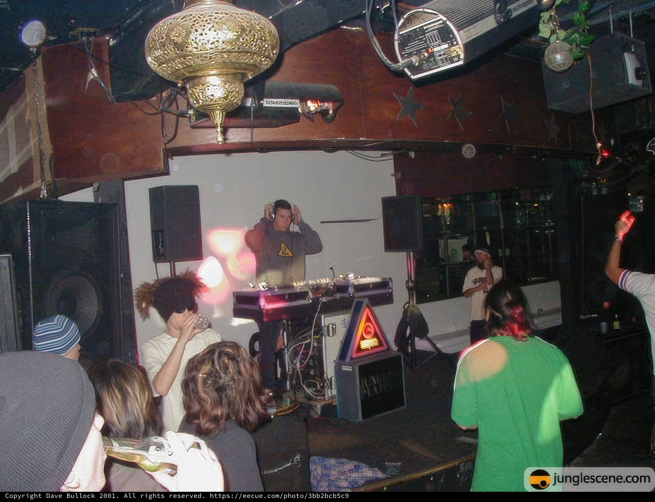 Nightclub Groove