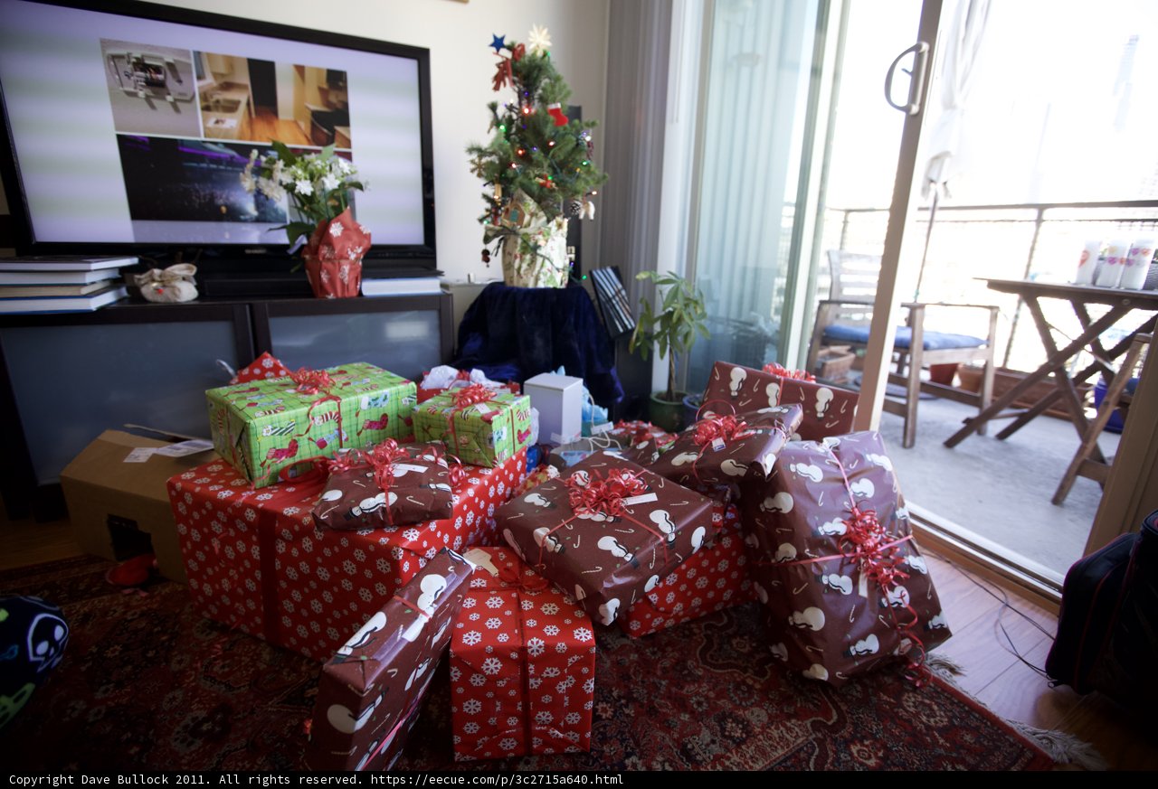 A Merry Living Room