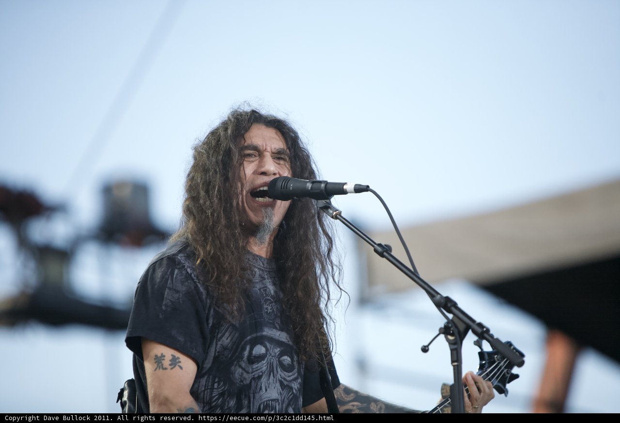 Tom Araya's Electrifying Solo Performance