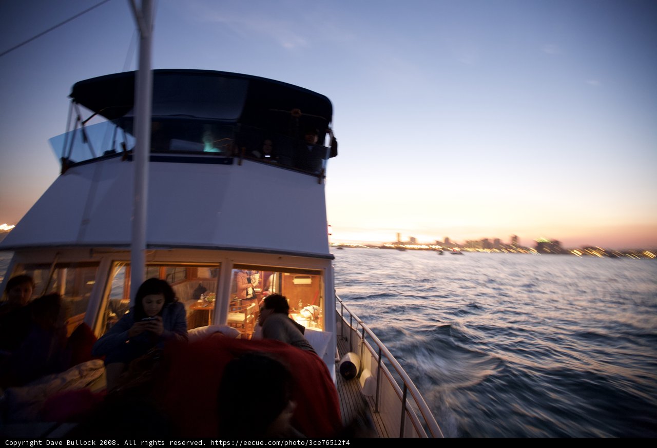 Sunset Boat Cruise in the City
