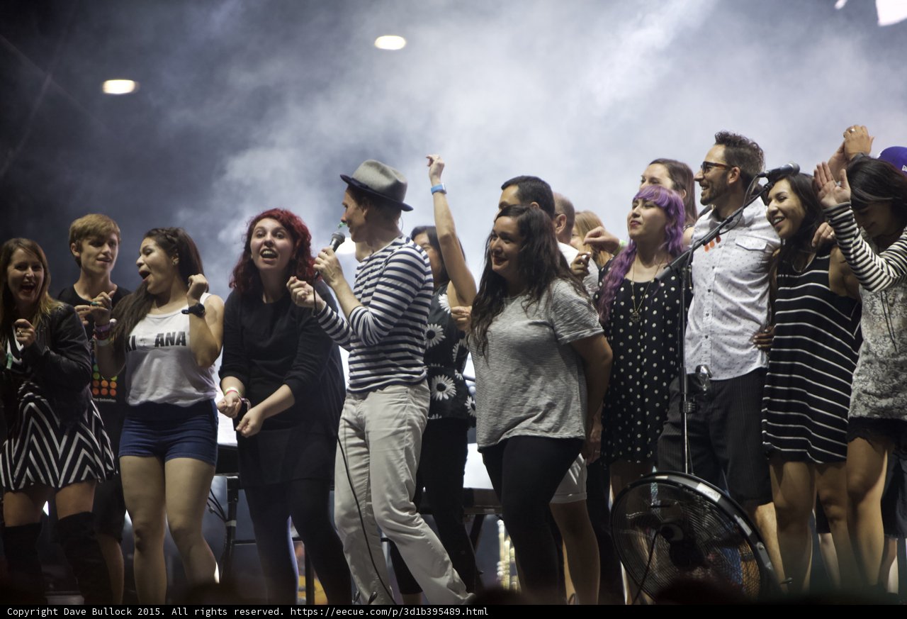 FYF Fest Stage Fans Dancing Fedora Man Arm Raised Red Hair Purple Hair Singing Finale