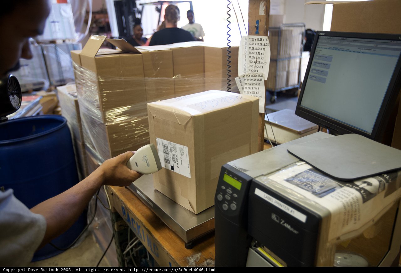Scanning a Cardboard Box with a Computer