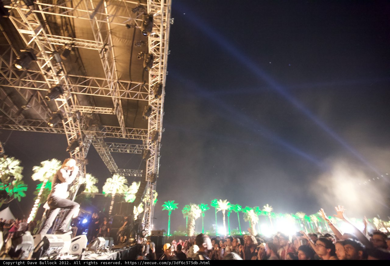 Rockin' with the Crowd