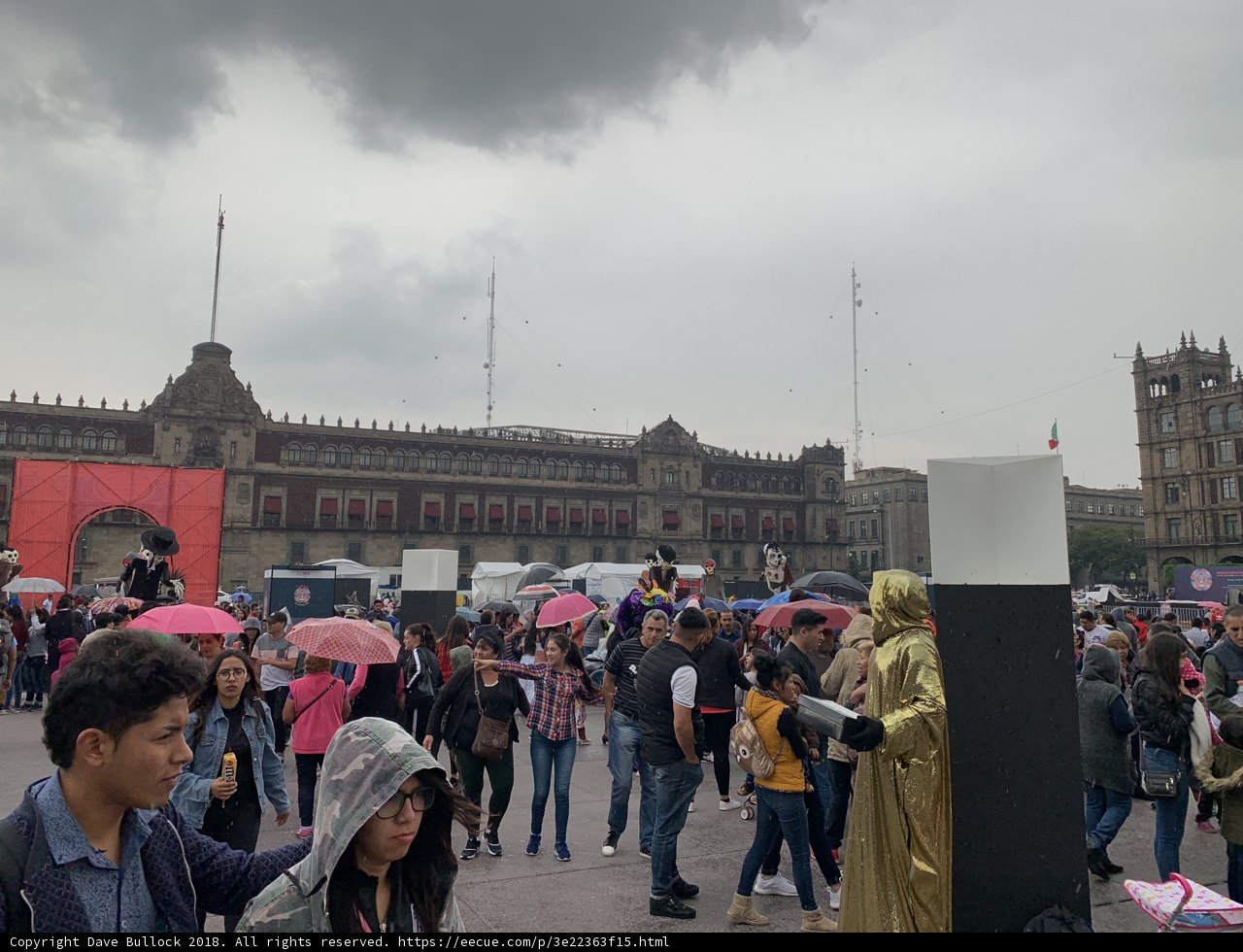 Plaza Perch