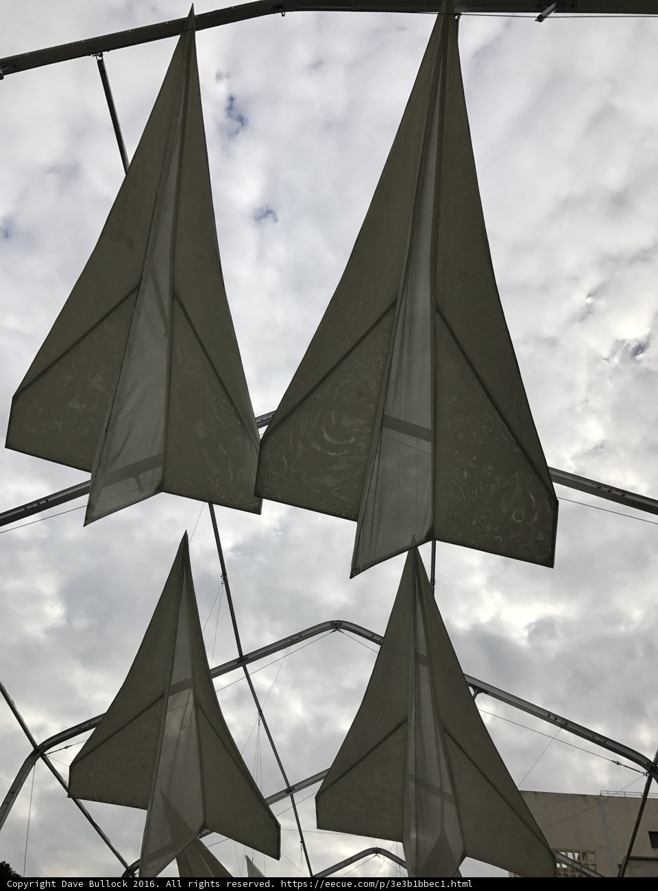 Suspended Airplanes over Sheltering Architecture