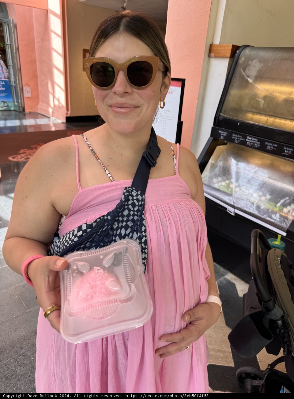 Sweet Treats in Waikiki: A Sunny Escape
