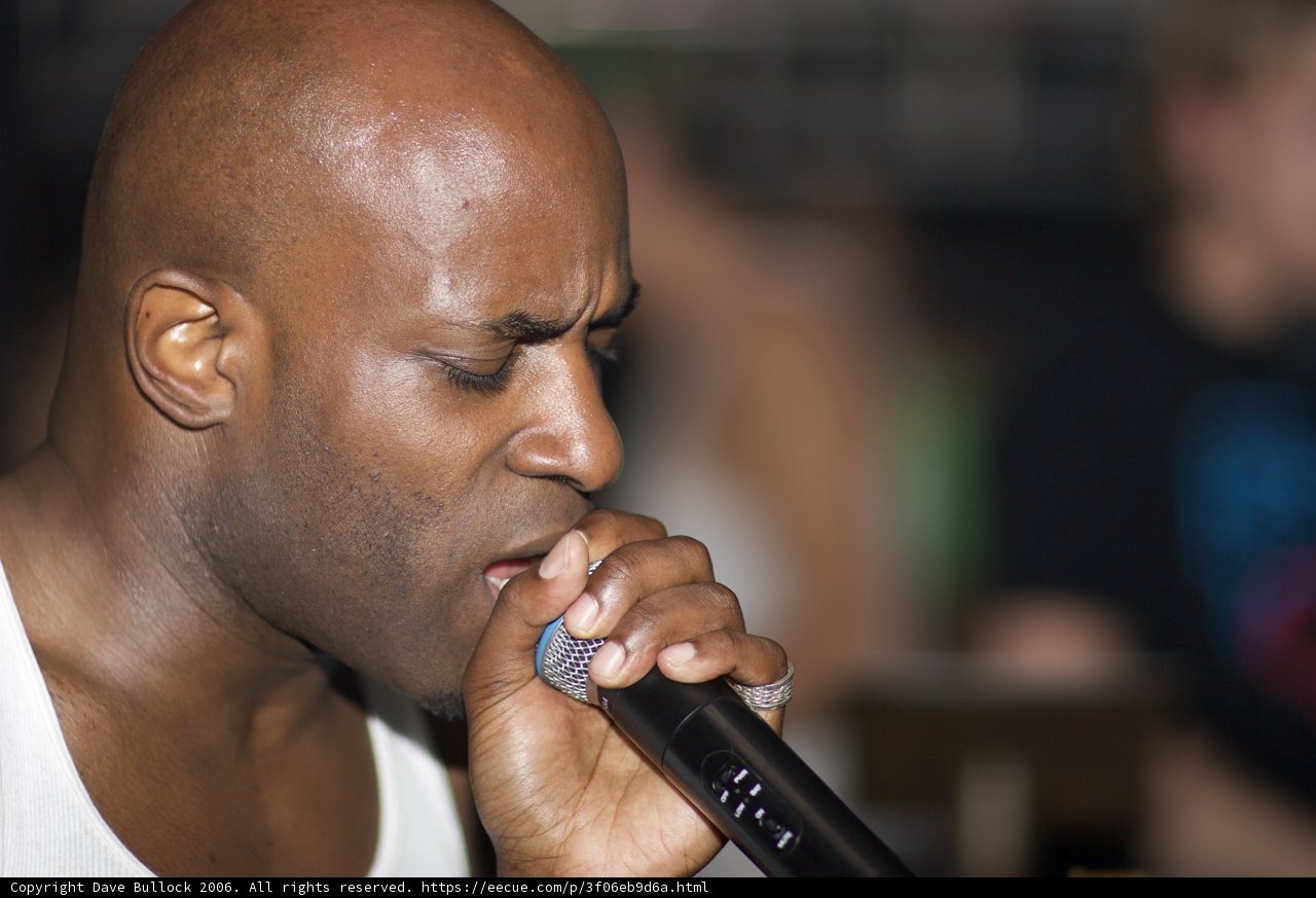 MC Q's Electric Performance