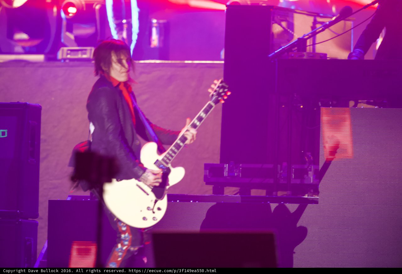 Electric Guitar Shredder Lights Up Coachella Crowd