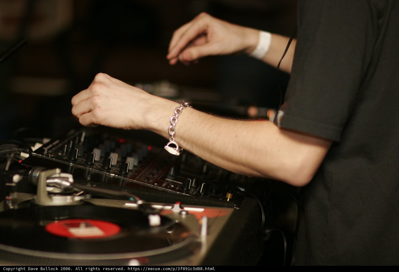 Deacon and Respect: A Powerful DJ Performance