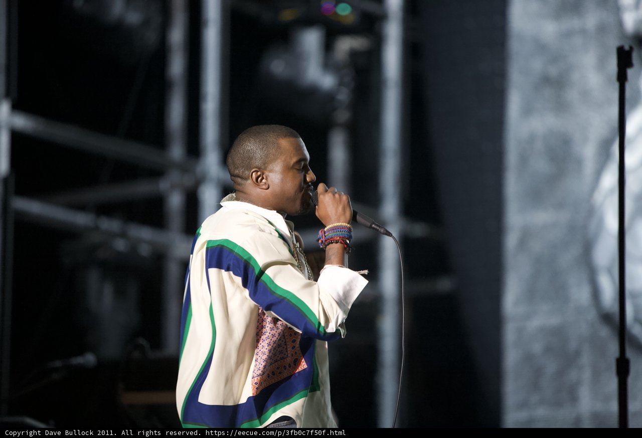 Kanye West Rocks the Stage at Lollapalooza 2013