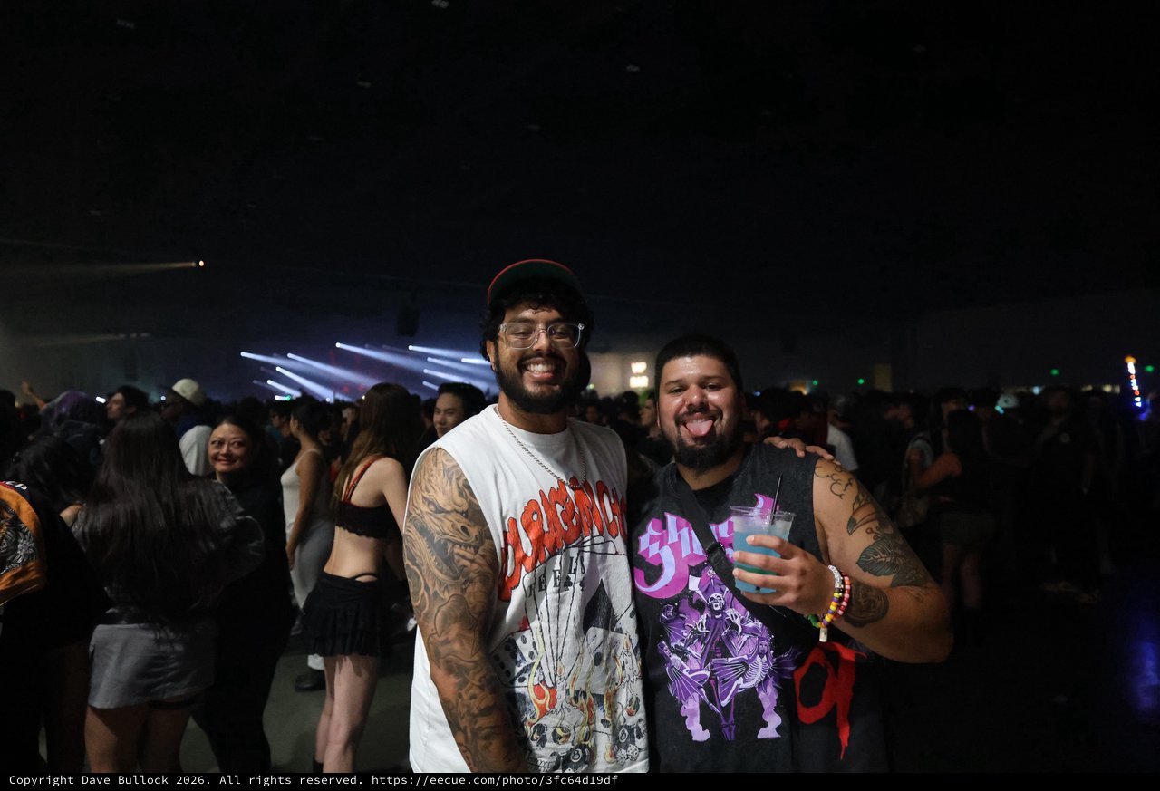 Two Friends Celebrate at Wobbleland Music Festival 2026