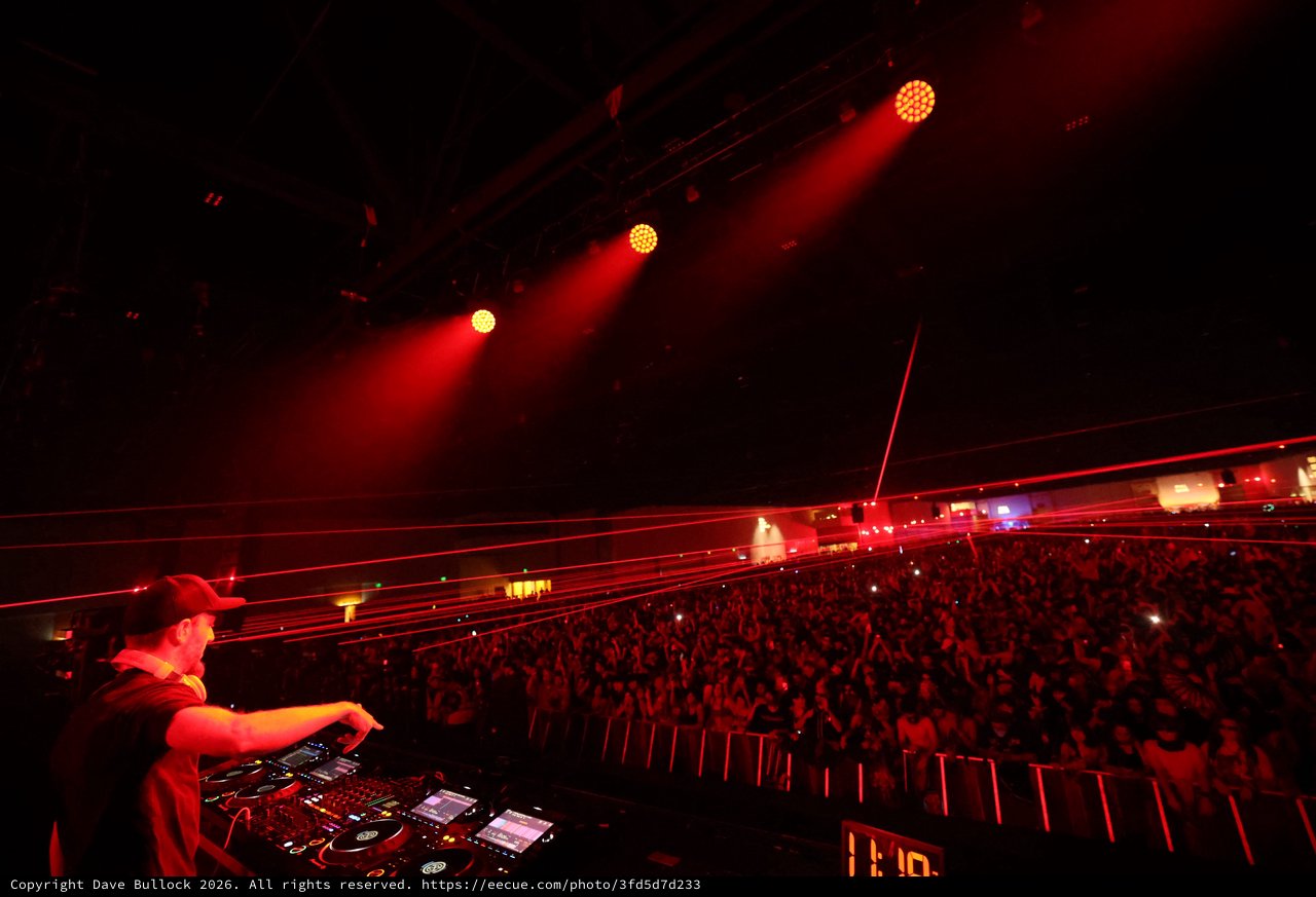 DJ Commands Massive Crowd at Wobbleland Festival 2026