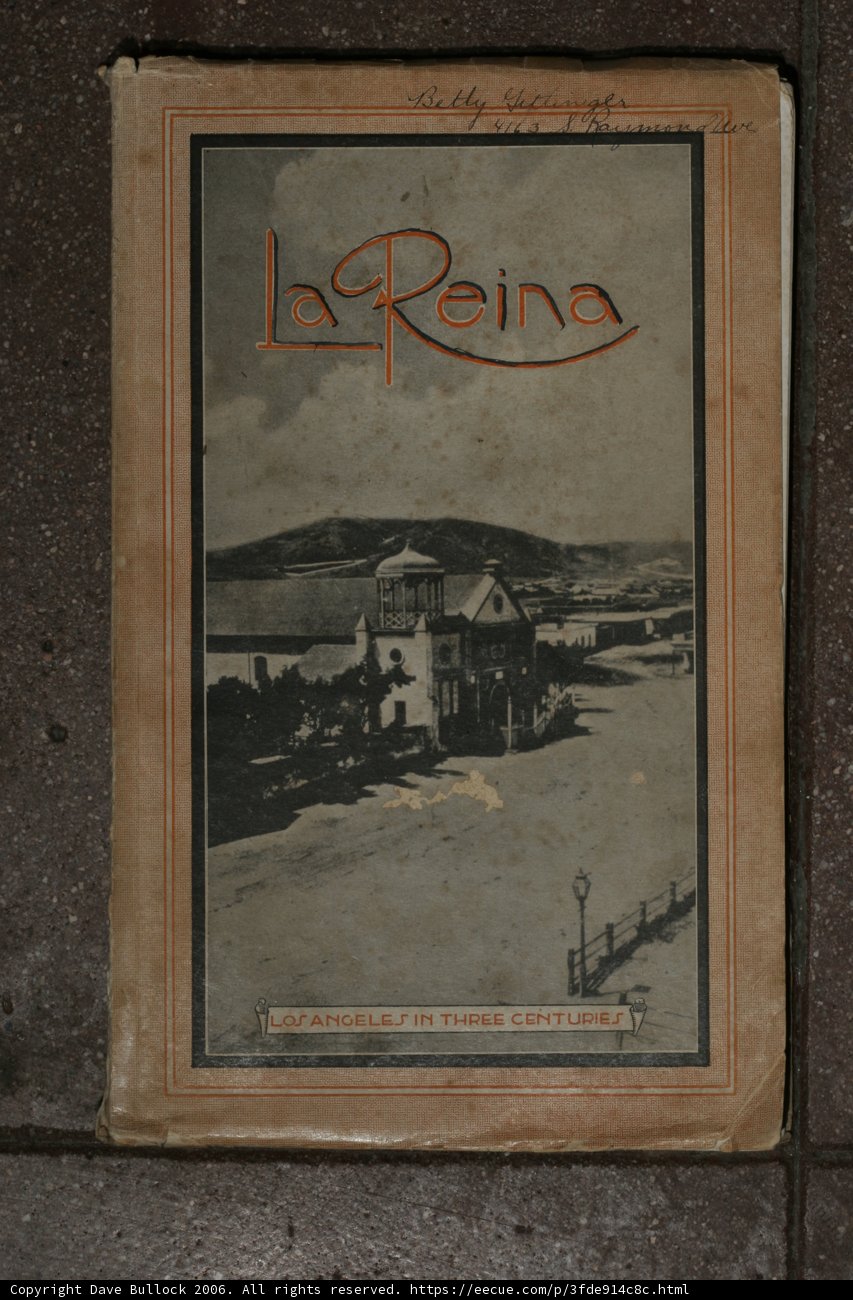 La Reina Magazine Advertisement