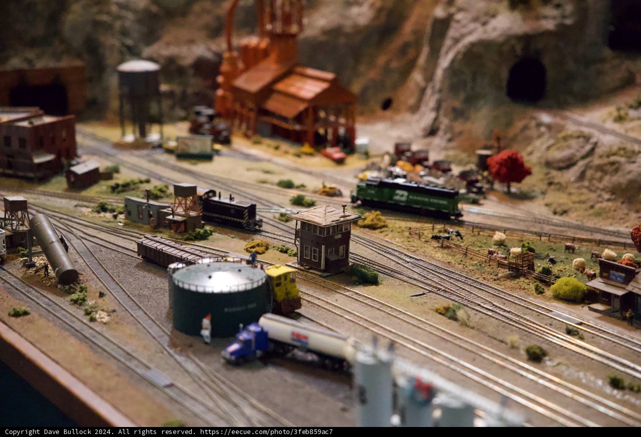 Miniature Rails in Motion